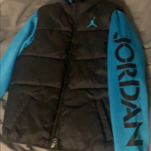 jordan jacket - Picture 3 of 3